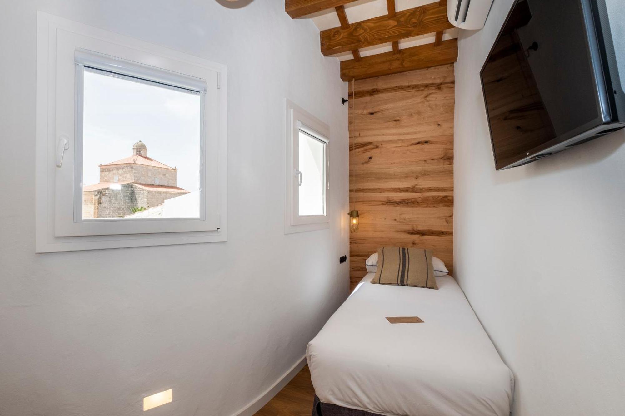 Nao Catedral Boutique Hotel Сьюдадела Номер фото